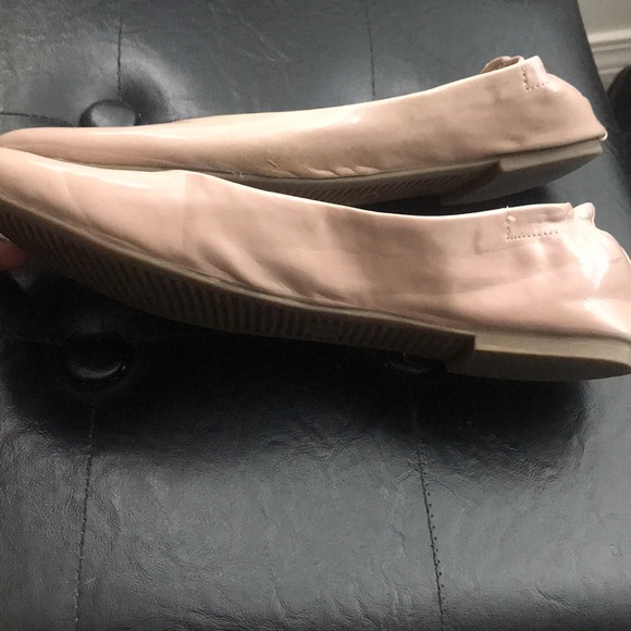 Flats - Picture 2 of 2